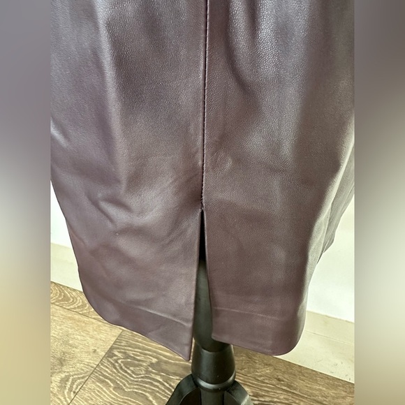 Worth New York Women’s Genuine Leather Cap Sleeve Sheath Dress Dark Purple SZ 6 - Picture 5 of 8